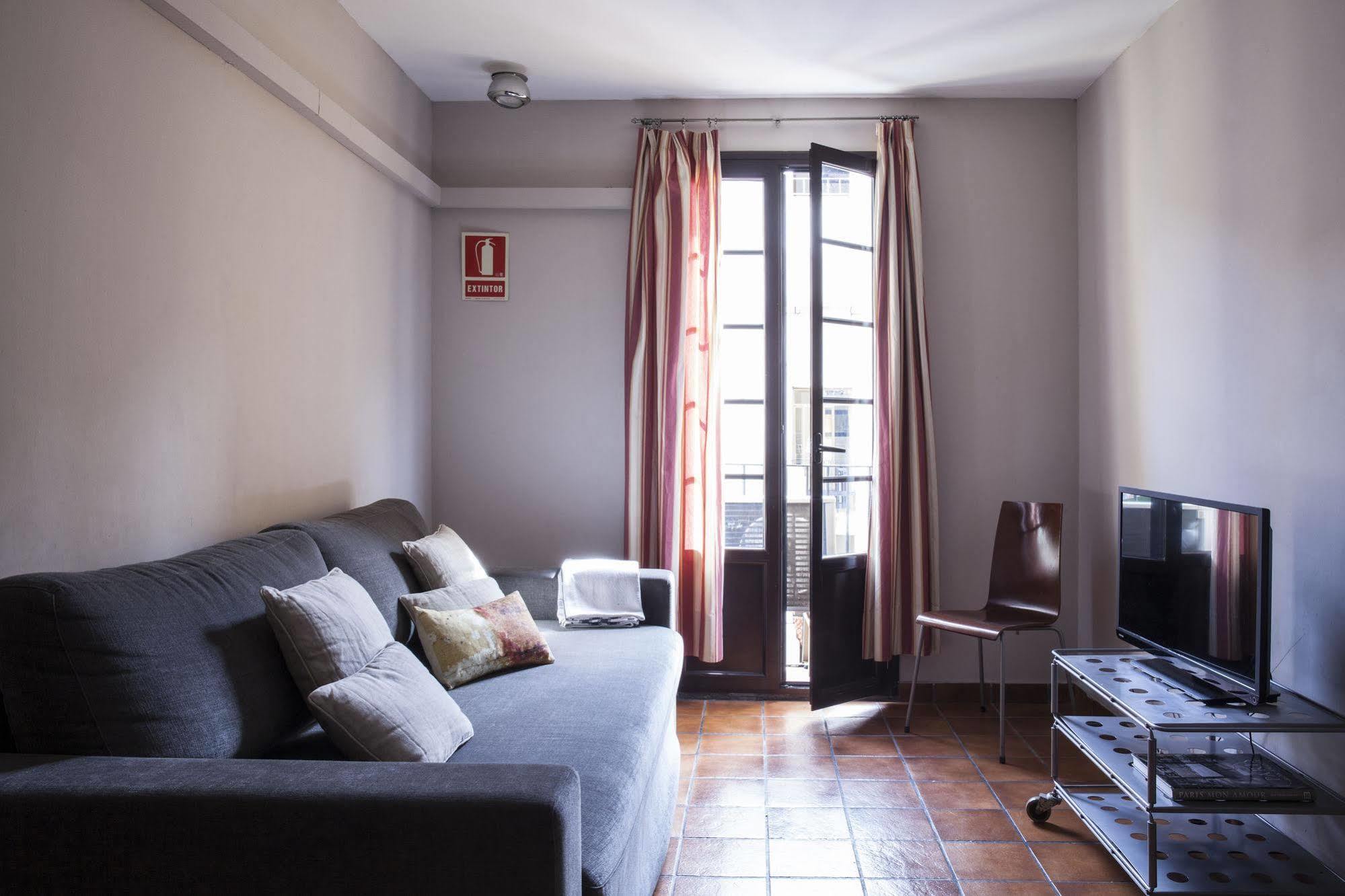 Ainb Las Ramblas-Guardia Apartments Barcelona Exterior foto